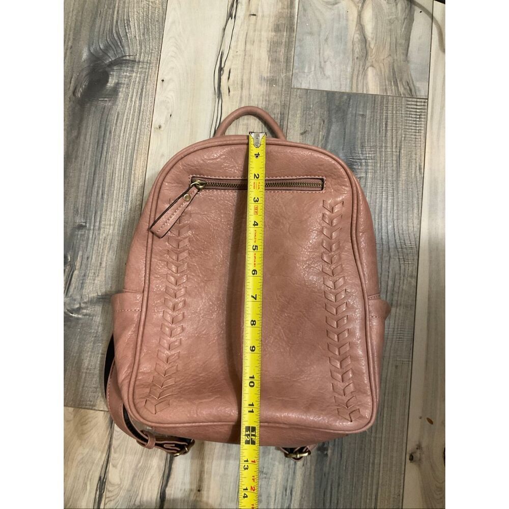 Jessie & James handbags Madison concealed carry backpack color TAUPE faux leathe - Picture 8 of 13